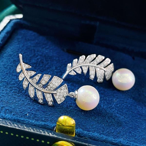 

HIgh Quatily 100% 925 Sterling Silver Natural Pearl Earrings Light Luxury Creative Feather Earrings Exquisite Jewelry For Women, Golden;silver