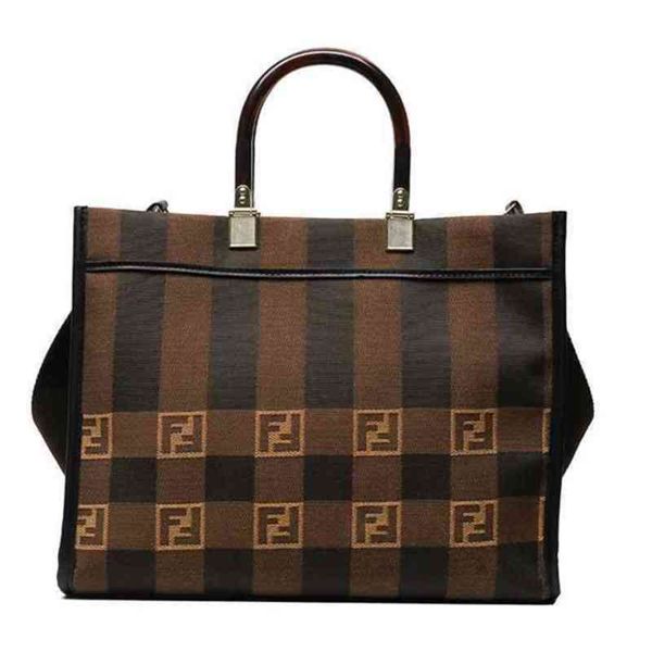 

2022 factory wholesale designer handbags on clearance direct women's korean capacity one shoulder printed tote messenger