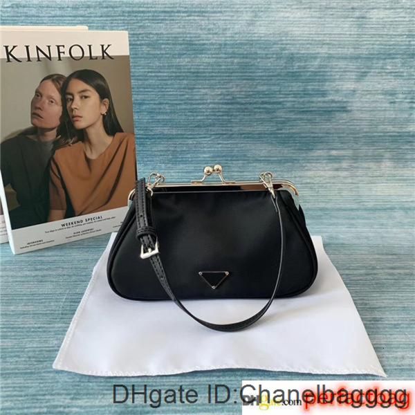 

global classic luxury accessories canvas pillow bag bags highest quality tote size 21cm 13cm 10cm