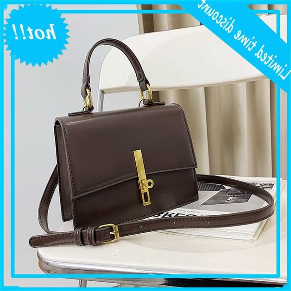 

simple texture large capacity 2021 new fashion early spring portable one shoulder messenger bag women