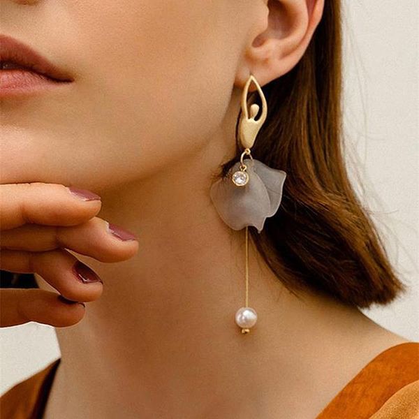 

dangle & chandelier elegant ballet dancing girls earrings shell pearl flower petal tassel earring for women wedding long pendientes bijoux o, Silver