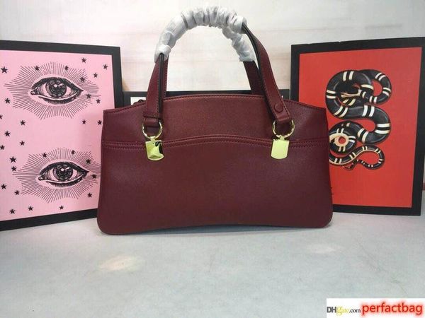 

the new series of handbags, from 1970s archives, shopping bags decorated macro metal on front, with a retro style