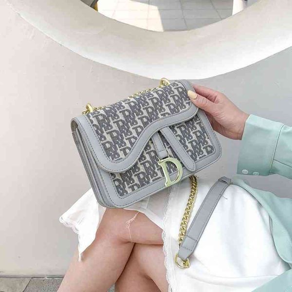 

2022 factory wholesale new model women's goddess one shoulder messenger bag