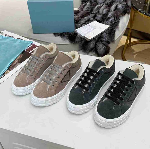 

desiner womens thick wool winter casual shoe show style high and low casual canvas shoe flats thick wool casual shoes, Black