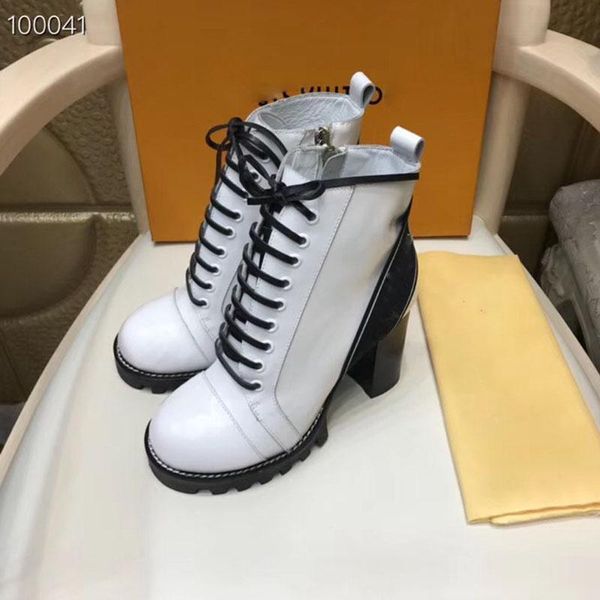 

2020 fashion luxury designer women boots ladies ankle boots superstar women autumn winter high-heel short boots of big size 42, Black