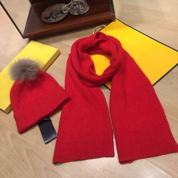 

новая атмосфера high-end atmosphere lady's original one hat scarf набор кролика мех + плюшевая ткань мода теплый дизайн двух частей шарф шля, Red;brown