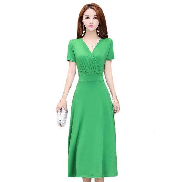 

green dress l-5xl plus size 2020 new korean fashions with low-v-thin cleavage show fine short sleeve maxi women's dresses, Black;gray