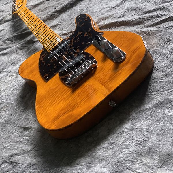 

famous electric guitar, wood, perfect timbre, delivery to home. 1 order
