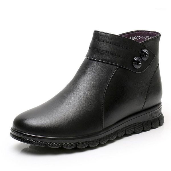 

2020 new cowhide wool boots winter casual fashion women's boots flat heel round toe warm black cotton shoes snow1