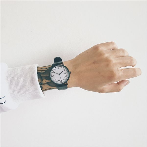 

men's and women's senior high school students retro korean ultra simple fashion ultra thin belt quartz watch for men, Slivery;brown