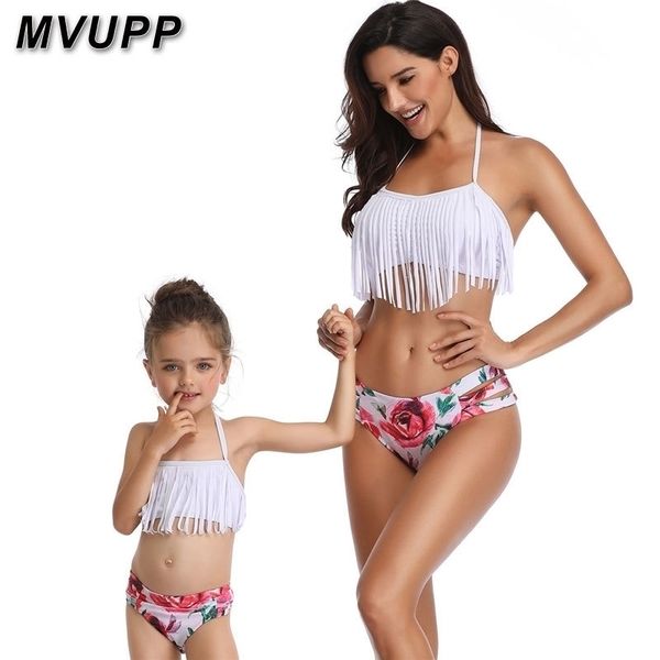 

matching outfits mom daughter swimsuits tassel mom baby swimwear family look mommy and me clothes bikini high waist floral y200713, Blue