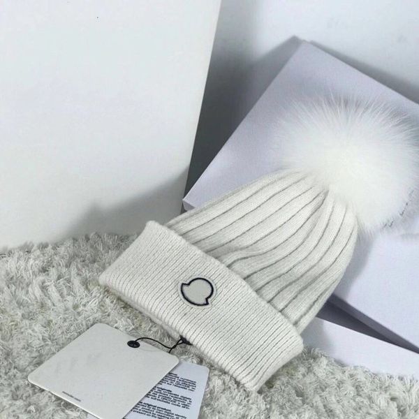 

women quality 2020 winter bonnet men skull caps beanie hat winter mens knitted hat caps durag warm hats beanies gorros designer bea qtlg, White;black