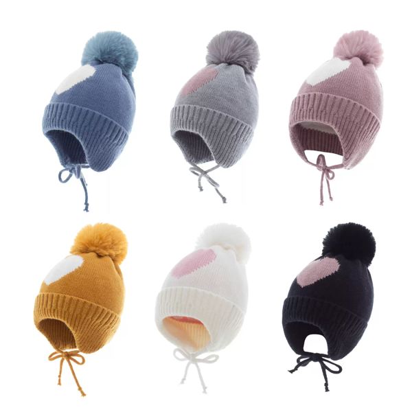 New Winter Baby Kids Cappello lavorato a maglia Palla di lana Cuore Paraorecchie per bambini Berretti caldi Cappelli