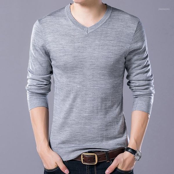 

vogue mens autunm thin wool sweater office man solid color sweater long sleeve v-neck slim fit male casual pullover1, White;black