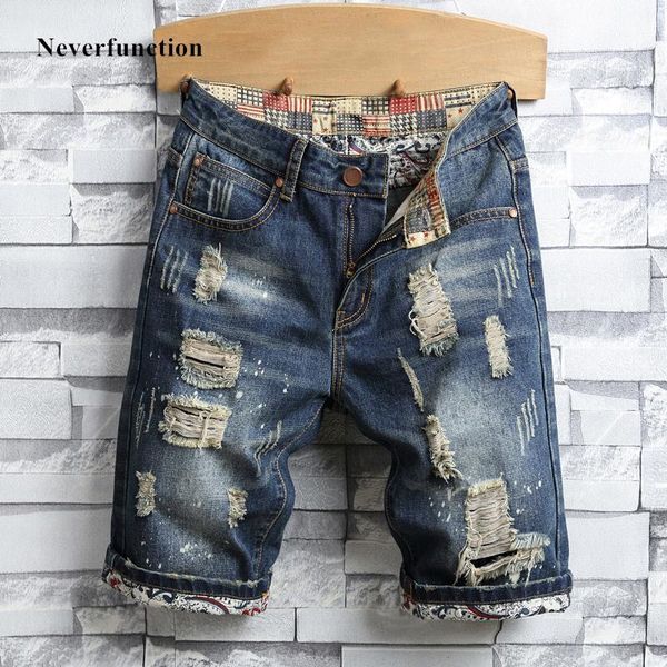 

new streetwear men vintage ripped jeans short bermuda retro holes casual loose summer straight denim shorts male size 28-401, White;black