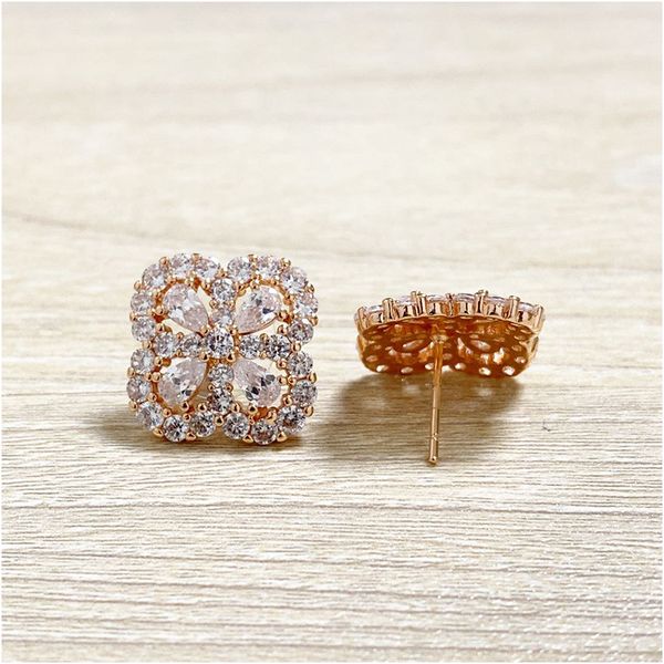 

new crown wedding stud earring 2020 new rose gold simulated diamonds engagement beautiful jewelry crystal ear rings with box with stamp, Golden;silver