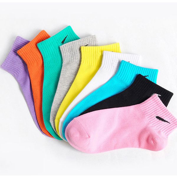 

2021 casual men women cute socks for autumn and spring fashion short styles mens sports socks outdoor wear sock colorful new, Black