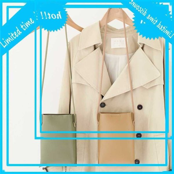 

korean style small fresh messenger simple leisure student vertical mobile phone fashion forest literature single shoulder bag