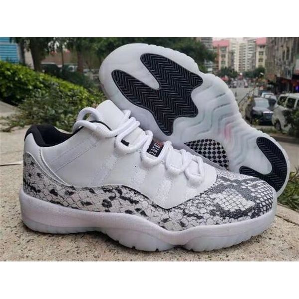 

low se light bone snakeskin navy blue 11 pink wms snakeskin basketball shoes 11s space jam bred concord men at