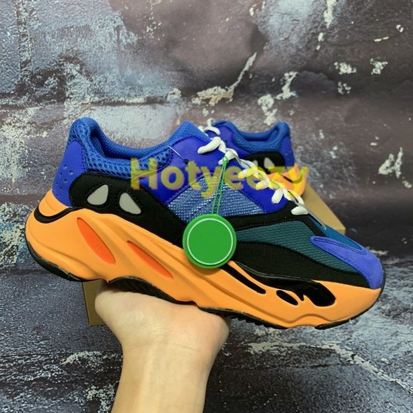 

2022 new 700 sun bright blue running shoes og solid grey mauve graffiti phosphor men women reflective sneakers hospital blue tra