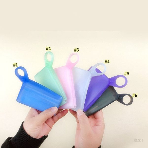 

foldable storage box reusable silicone clips disposable face mask holder container recycling pouch for kids outdoor dha2118