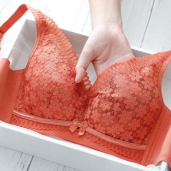 

ultra thin full cup size underwear women's large is small, comfortable and breathable, no steel ring, adjustable bra, Red;black