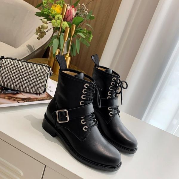 

women luxurys designers 2020 high heel desert boots fashion lace up zipper martin boots short fat heel flat bottomed leather ankle boots mnb, Black
