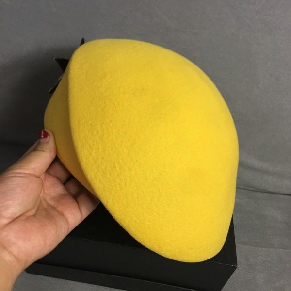 

2020 women wool felt fedora yellow beret hat pillbox fascinator saucer tilt newsboy cap french style beanie cap winter hat, Black;white