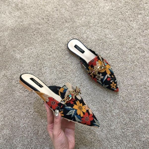 

2021 new pointy sandals women wear spring-colored singlets with low heel albums muller semi-slippers eyh7, Black