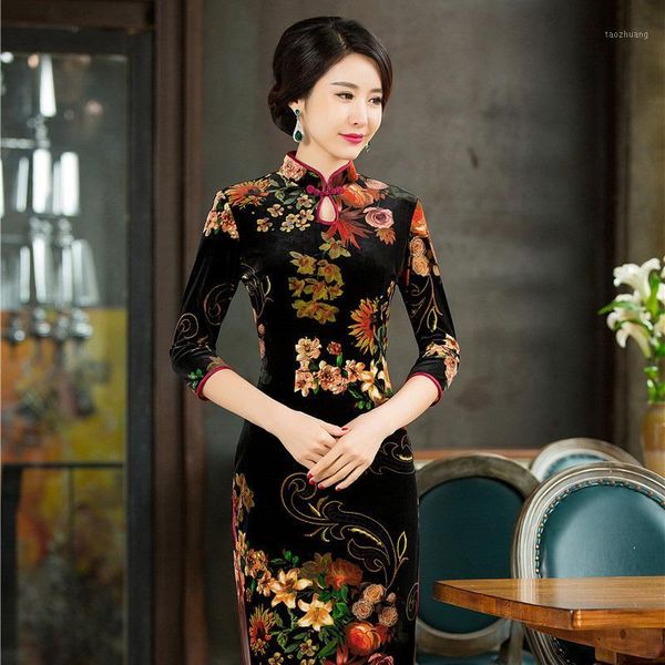 

chinese traditional women velvet dresses mandarin collar print flower slim qipao lady elegant cheongsam plus size 4xl1, Red
