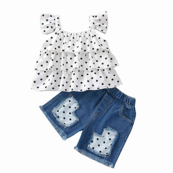 Yeni Varış Kızlar İki Parçalı Giysi Set Beyaz Kare Yaka Fly Kollu Tops ve Mavi Şort Çocuk Polka Dot Kıyafetler G220217 Suits