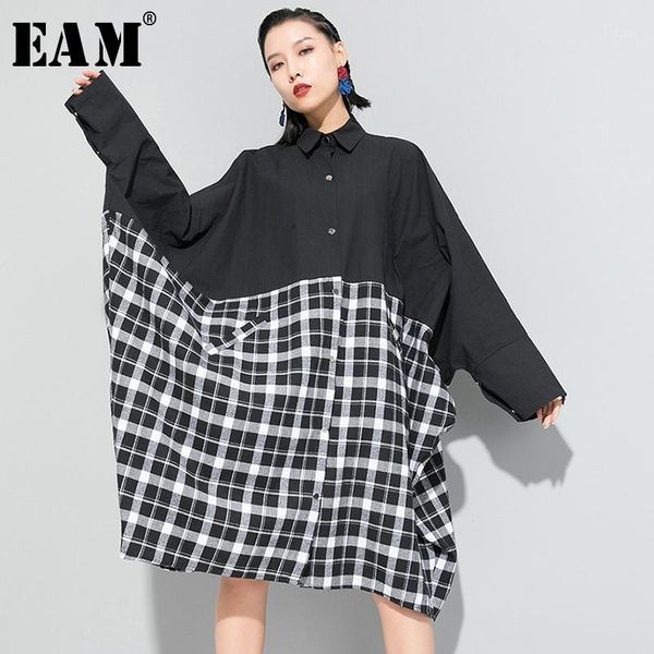 

eam] women black plaid split big size blouse new lapel long sleeve loose fit shirt fashion tide spring autumn 2020 1r6571, White