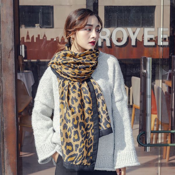 

2021 most fashion spot leopard print shawl neck south korea gate european wrapped warm cotton linen winter scarf for women, Blue;gray