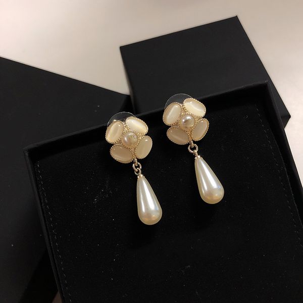 

2021 new designer earrings classic double letter flower drop pendant with steel seal 925 silver needle with box, Golden;silver