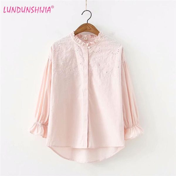 

lundunshijia 2018 spring autumn chest flowers embroidery blouses for women stand collar flare sleeve solid cotton shirt blusas1, White
