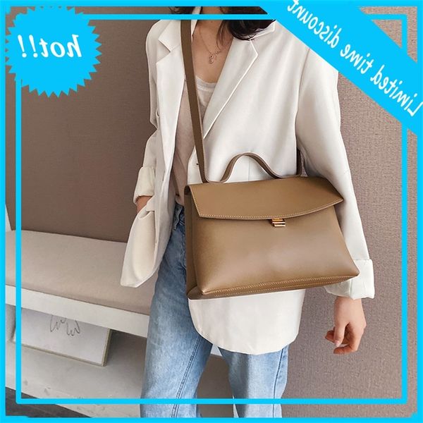 

2019 creative large capacity women's autumn and winter one shoulder messenger bag
