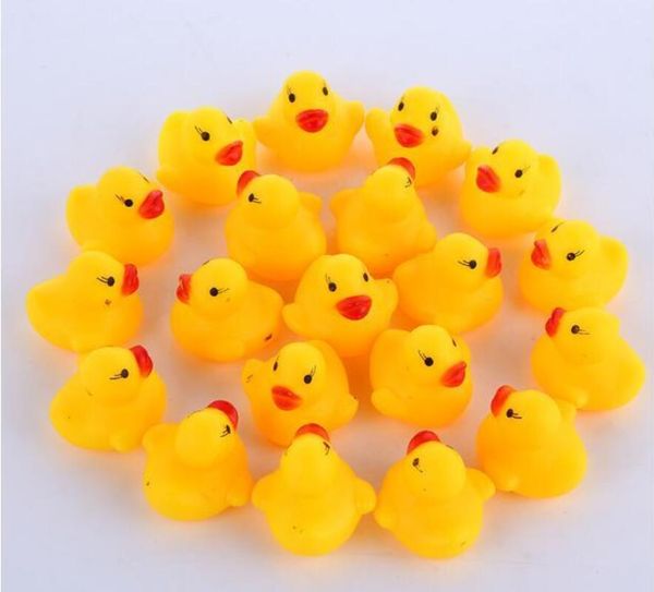 3000 pcs / lote Atacado mini borracha banho patos ruído pato pvc com som flutuante entrega rápida praia praia