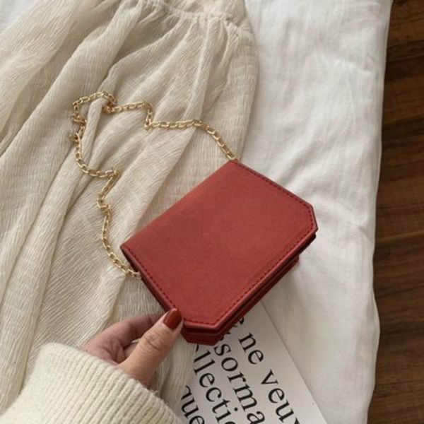 

spring and summer fashion korean version of the western style chain shoulder