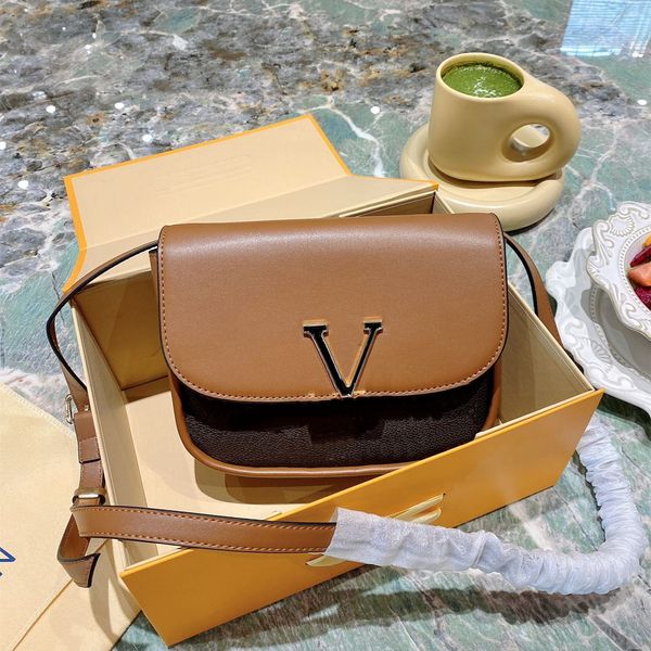 

vintage high-quality designers saddle bags women shoulder bags luxury leather crossbody bag lady flower handbags purse wallet