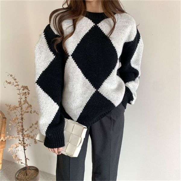 

2021 new women's fashionable pullover's argyle o-neck loosen knitting mrs. diamond standard office thicken knitted shirt 3gqs, White;black