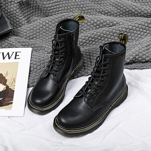 

2020 children's car flat bottomed lovers short low heel british martin boots leather medium tube women, Black