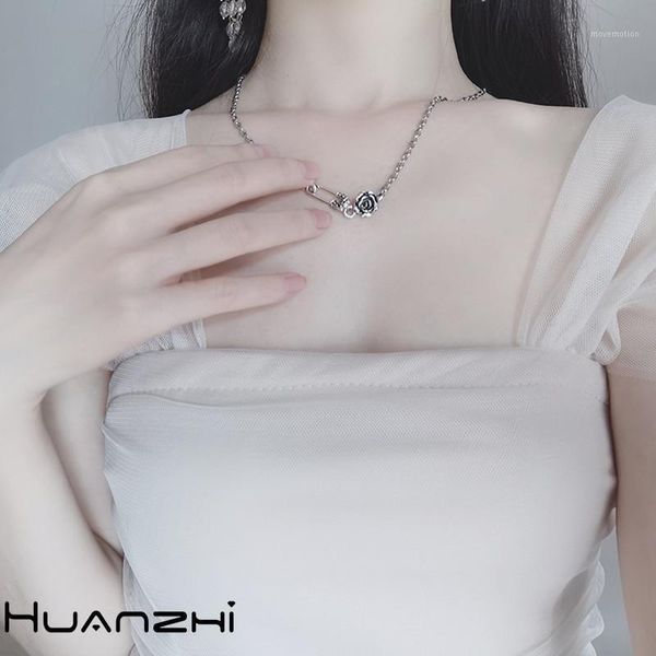 

huanzhi 2020 new vintage punk black cherry peach heart rose pin pendant metal necklace for women girls party jewelry1, Golden;silver
