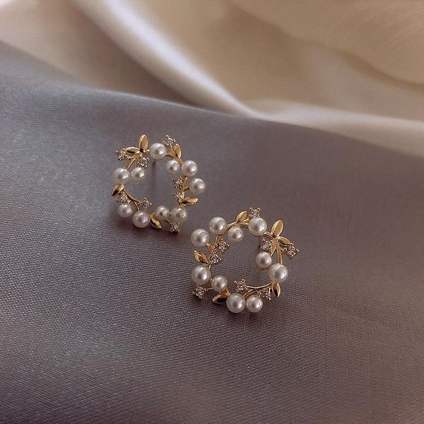 

stud shiny side fashion accessories elegant pearl earrings for women gift flower, Golden;silver