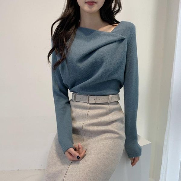 

women's sweaters one-shoulder long-sleeved bottoming shirt, autumn and winter style, slim slimming fashion all-match knitted top, White;black