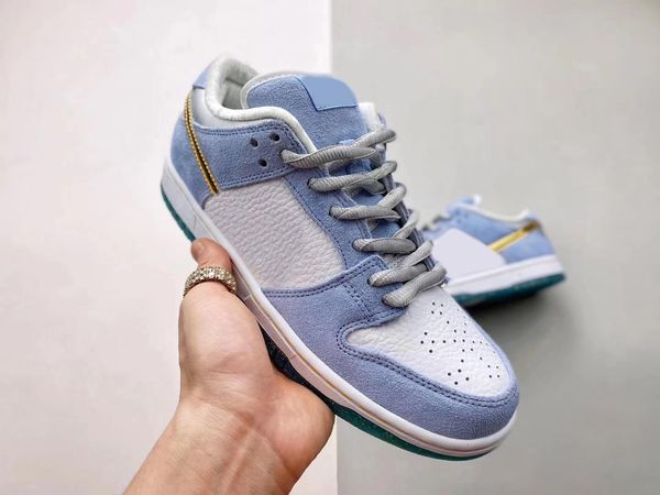 

2021 sean cliver x sb dunk pro qs low winter valentine 's day skateboard shoes men women white psychic blue metallic gold zapatos dc9