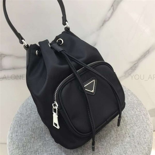 

women shopping bags new bucket bags fashion shoulder bag handbags purse lady plaid string chest totes nylon crossbody bag