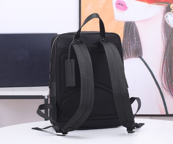 

2022 spring and summer new nylon backpack 2vz064