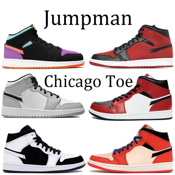 

jumpman 1s mid basketball shoes chicago toe se multi-color men women sneakers light smoke grey team orange black trainers