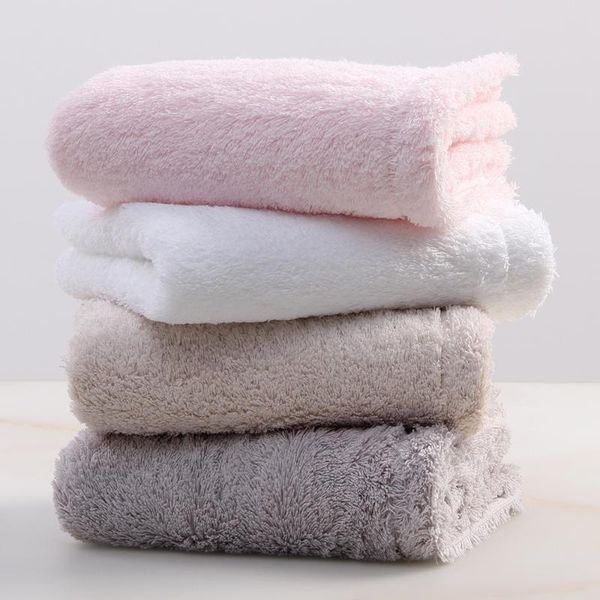 

towel the pure cotton is thickened with 130 grams of soft water absorption
