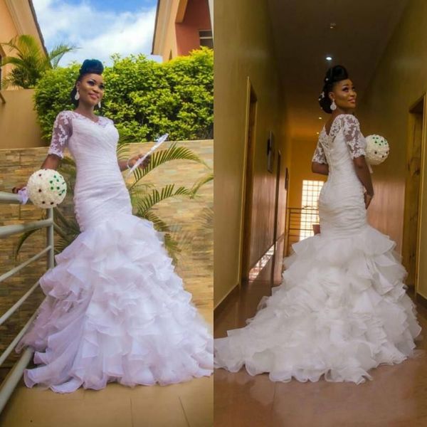 

white lace 2021 mermaid wedding dresses with short sleeves ruffles organza train covered buttons back custom made plus size bridal gowns